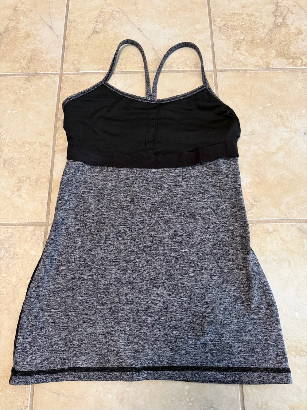 Lululemon Women’s Tank Top Size S Gray Heather Built-In Bra Strappy Yoga Athleti
